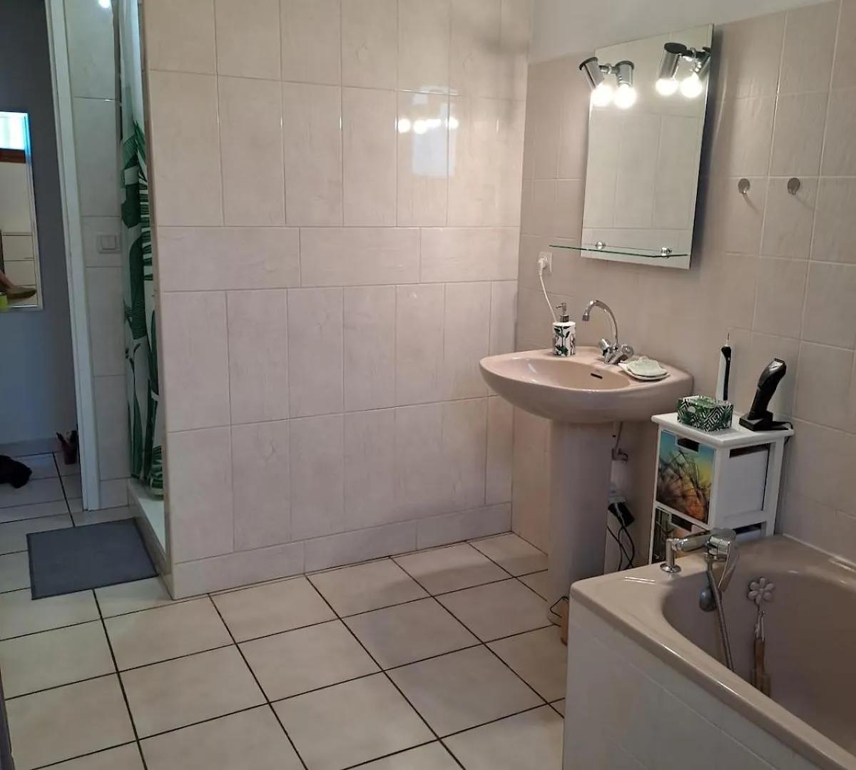 Jolie Maison Avec Piscine Labastide-Saint-Georges